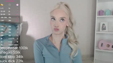 Snapshot of vickyfuckingdoll chatting on 03-23-26, 03:10 vickyfuckingdoll online show from 03-23-26, 03:10