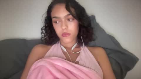 Goddess Victory  online show from 01-07-25, 03:35