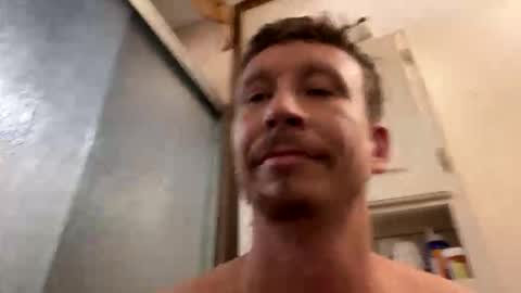 vicrobertson595 online show from 11-04-25, 06:29