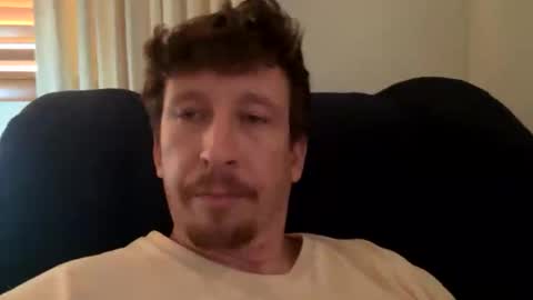 vicrobertson595 online show from 01-06-26, 02:54