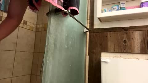 vicrobertson595 online show from 04-13-26, 10:32