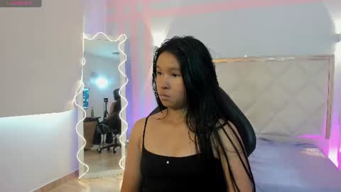 Snapshot of victoria1_tay chatting on 06-24-26, 07:13 victoria1_tay online show from 06-24-26, 07:13