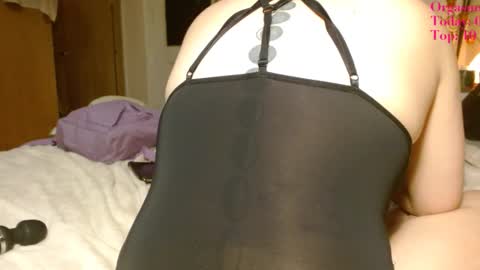 Victoria97 online show from 09-28-25, 08:58