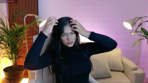 Snapshot of victoria___moon chatting on 02-06-26, 12:41 victoria online show from 02-06-26, 12:41