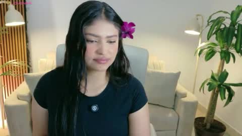 victoria online show from 05-31-26, 01:51