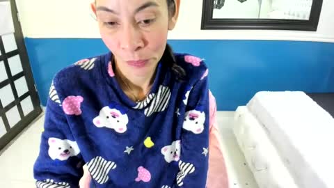 Snapshot of victoria__grey_ chatting on 07-20-26, 06:38 Victoria grey online show from 07-20-26, 06:38