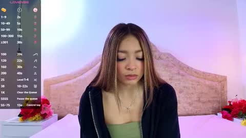 Snapshot of victoria_adams14 chatting on 02-12-25, 11:51 Victoria for you online show from 02-12-25, 11:51