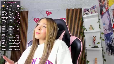 Snapshot of victoria_adams14 chatting on 02-14-25, 06:51 Victoria for you online show from 02-14-25, 06:51