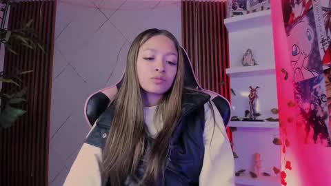Snapshot of victoria_adams14 chatting on 03-05-25, 11:28 Victoria for you online show from 03-05-25, 11:28