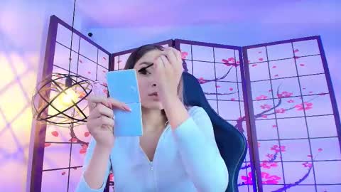 Snapshot of victoria_adams14 chatting on 10-10-25, 03:27 Victoria for you online show from 10-10-25, 03:27