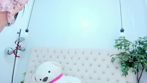 Victoria online show from 03-12-26, 07:53