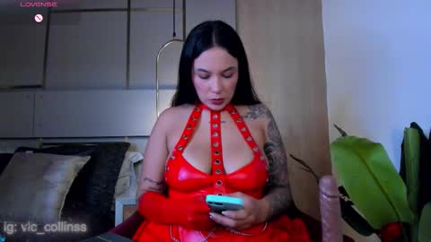 Victoria Collins online show from 02-07-26, 12:42