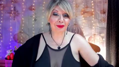 diorvictoria9 online show from 01-23-25, 05:10