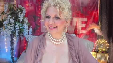 Snapshot of victoria_dior chatting on 04-21-26, 05:17 diorvictoria9 online show from 04-21-26, 05:17