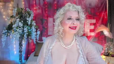 Snapshot of victoria_dior chatting on 04-24-26, 07:16 diorvictoria9 online show from 04-24-26, 07:16