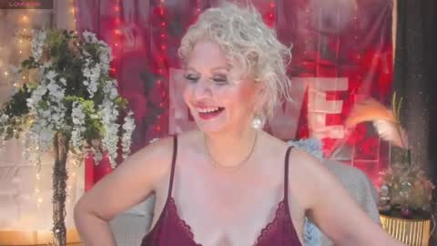 Snapshot of victoria_dior chatting on 05-25-26, 04:46 diorvictoria9 online show from 05-25-26, 04:46