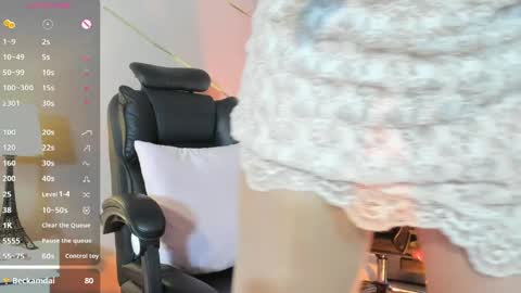 Victoria Gauther online show from 04-21-26, 01:42