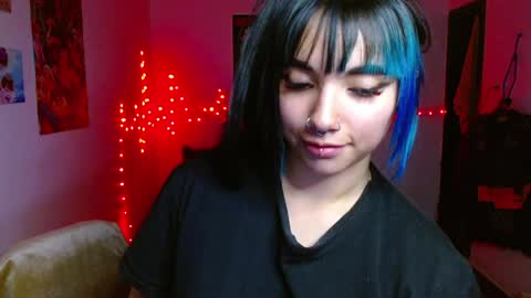 Snapshot of victoria_goddes chatting on 04-08-26, 04:12 victoria online show from 04-08-26, 04:12