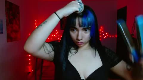 victoria online show from 06-10-26, 07:29