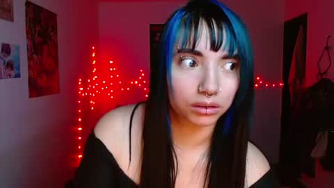 victoria online show from 06-18-26, 02:12
