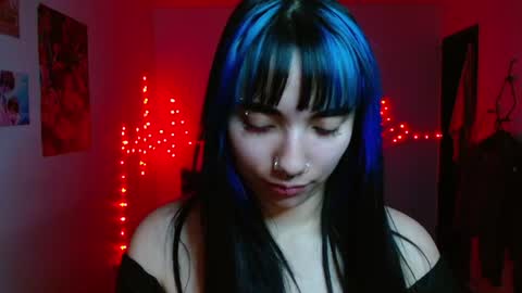 victoria online show from 06-19-26, 07:01