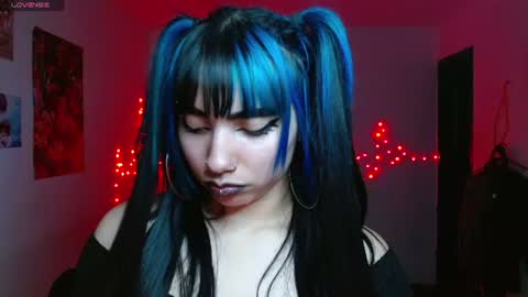 victoria online show from 07-10-26, 04:39