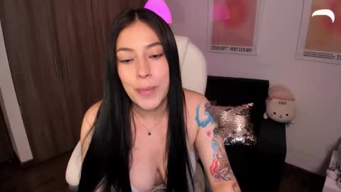 Victoria  online show from 10-24-25, 03:14