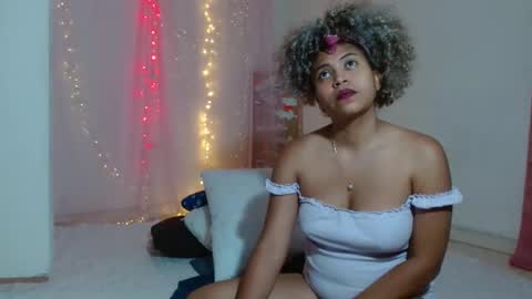 VICKY online show from 12-28-24, 01:08