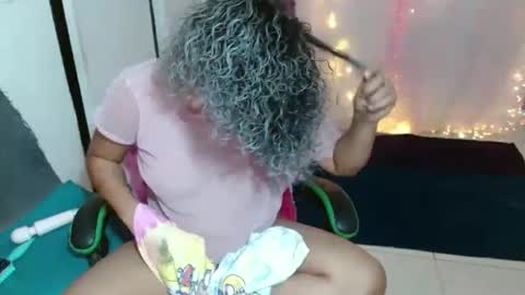 VICKY online show from 09-16-25, 10:22