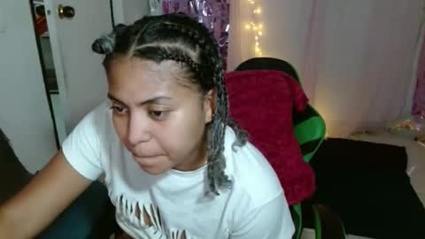 VICKY online show from 09-24-25, 11:19