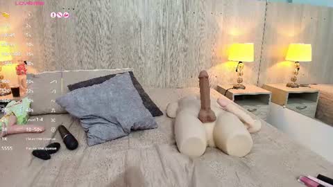 Snapshot of victoria_pachon chatting on 06-18-26, 09:47 victoria_pachon online show from 06-18-26, 09:47