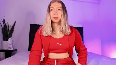 D A N I online show from 03-04-26, 03:01