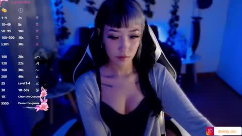 Snapshot of victoria_ricci_a chatting on 01-05-26, 08:12 Victoria online show from 01-05-26, 08:12