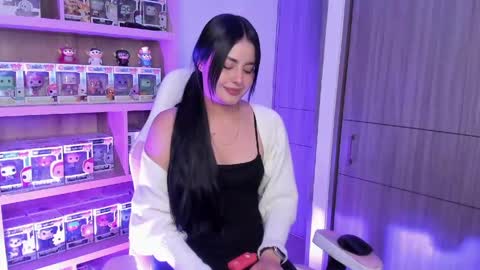 Victoria online show from 05-14-26, 04:19