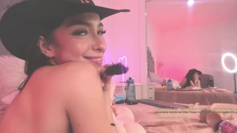 victoria_watsson online show from 02-08-25, 03:21