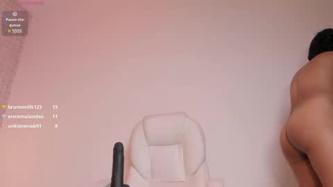 Victoria Sofia online show from 02-19-25, 09:39