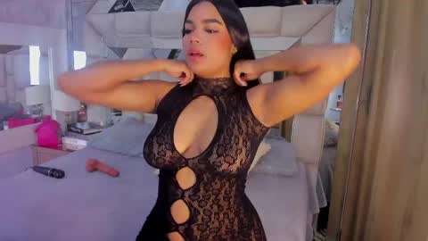 VICTORIA online show from 04-15-26, 11:06