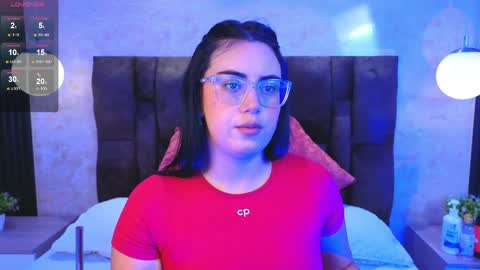 Snapshot of victoriaandrade chatting on 04-25-26, 11:24 Victoria Andrade online show from 04-25-26, 11:24