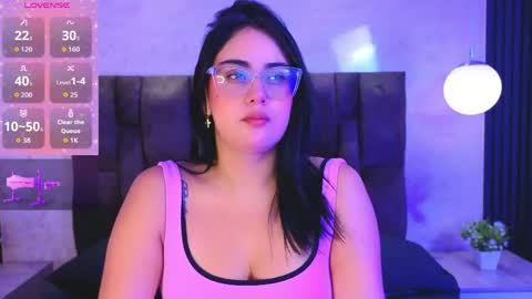 Snapshot of victoriaandrade chatting on 05-09-26, 01:27 Victoria Andrade online show from 05-09-26, 01:27