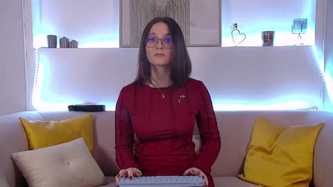Snapshot of victoriaardern chatting on 01-29-25, 03:44 Victoria online show from 01-29-25, 03:44