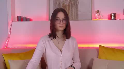 Snapshot of victoriaardern chatting on 02-01-25, 06:32 Victoria online show from 02-01-25, 06:32