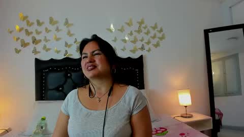 Snapshot of victoriacg chatting on 04-22-26, 08:43 victoriacg online show from 04-22-26, 08:43