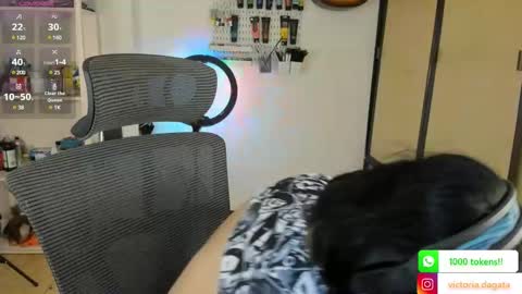 Snapshot of victoriadagata chatting on 01-11-25, 12:44 victoriadagata online show from 01-11-25, 12:44