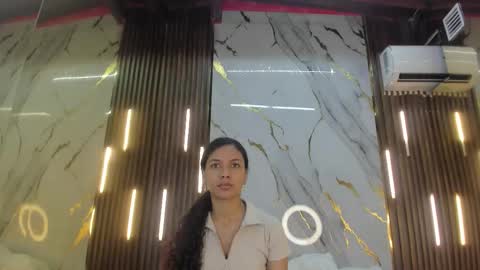 Victoria  online show from 01-14-26, 08:03