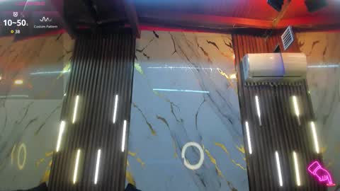 Victoria  online show from 03-19-26, 08:57