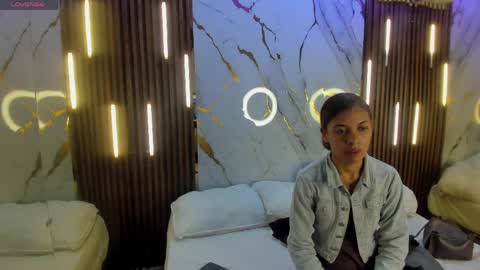 Snapshot of victoriaduarte chatting on 04-26-26, 08:17 Victoria online show from 04-26-26, 08:17