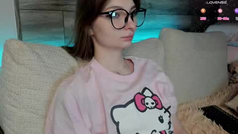 Victoria online show from 03-25-26, 11:55