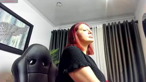 Snapshot of victoriapaker chatting on 02-06-26, 10:40 victoriapaker online show from 02-06-26, 10:40