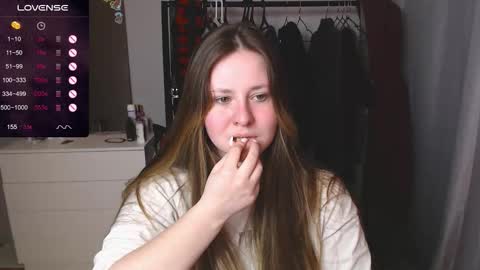 victoriassecrets_ online show from 02-04-26, 07:09