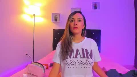 victoriia_rose_ online show from 03-28-26, 04:01